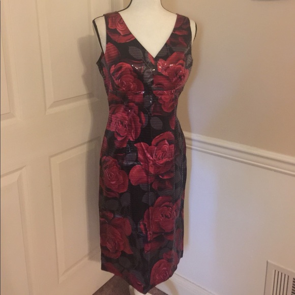 La Belle Dresses & Skirts - Rose Print LA BELLE Dress with rear split, size 9